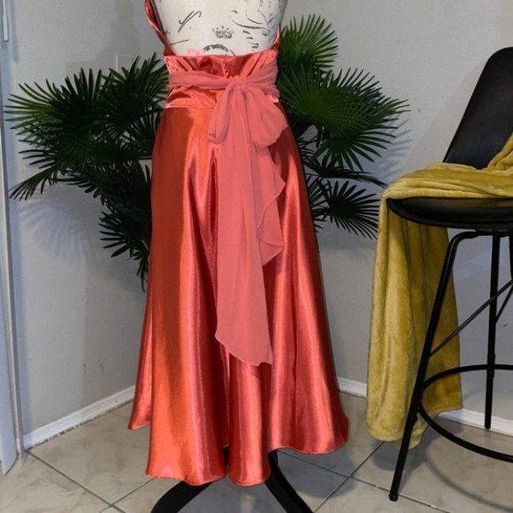 Morgan & Co Knee Lenght Prom Dress - Picture 6 of 8